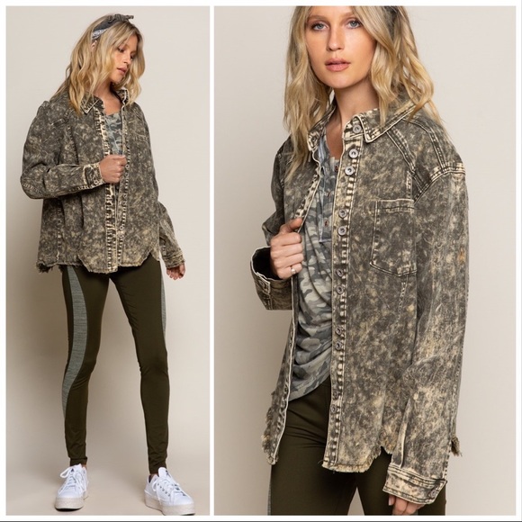 POL Vintage Wash Denim Twill Jacket - Picture 7 of 14